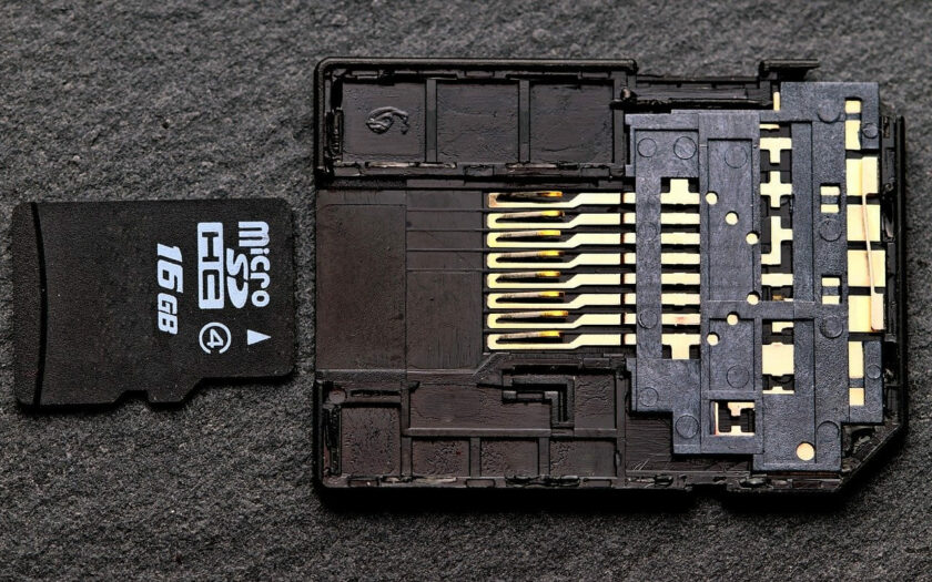 MicroSD-Karte mit Adapter